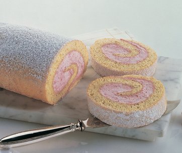 Bisquit-Sahne-Rolle